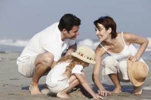 Слагаемые счастья семьи - женские роли: мать, хозяйка, женщина-любовница